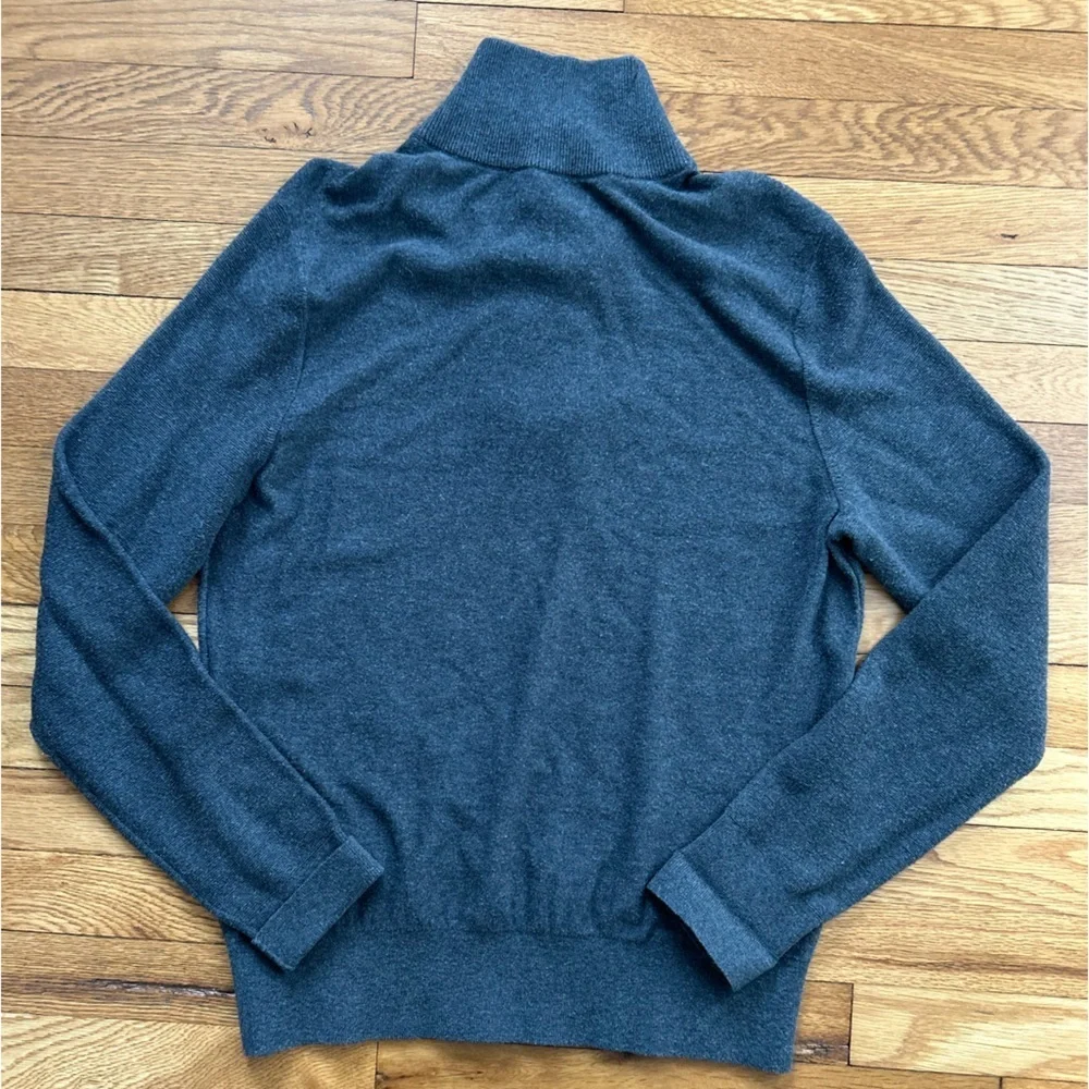 Banana Republic‎ Men’s Gray 1/4 Zip Pullover Sweater - Size Medium